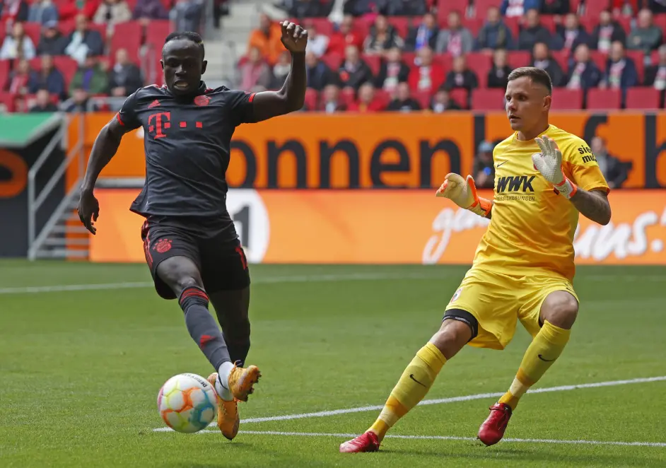 穆古鲁扎爆冷击败拜仁,出色防守引爆全场!的简单介绍 穆古鲁扎爆冷击败拜仁,出色防守引爆全场!的简单介绍