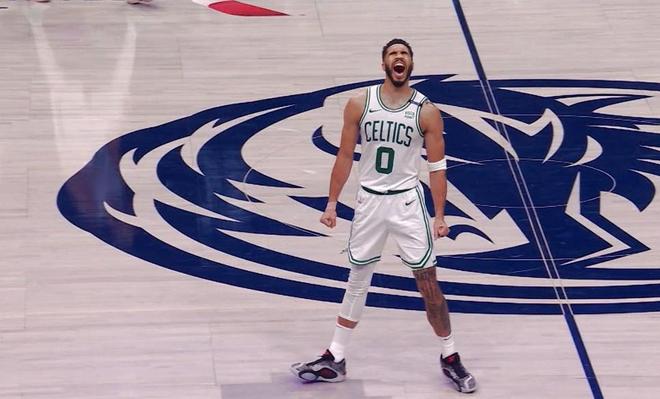 关于塔图姆在独行侠比赛中赛事规则更新，逆转引发热议！的信息